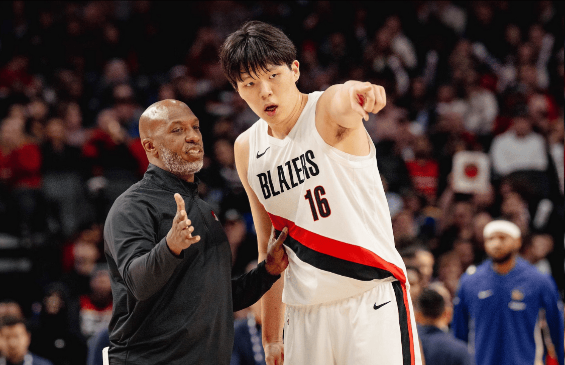 包含赛前体能课后，多特蒙德篮板制胜备战CBA季后赛，信心回归，资深球员宣示担当的词条