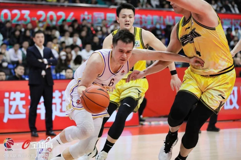 关于里昂内部会议纪要流出——今晚手感冰凉，CBA常规赛使命明确，控场能力受关注的信息